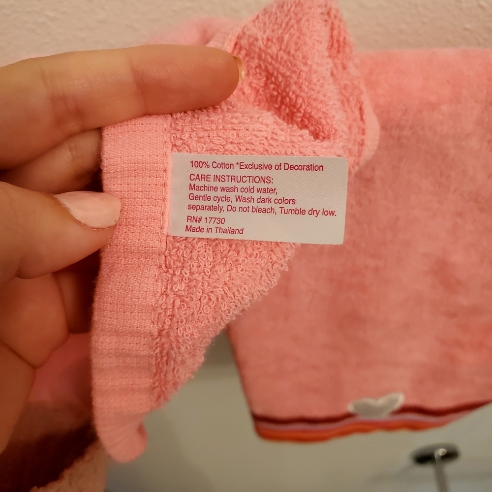 Pink Heart-Embroidered Kids Towel Set - Picture 4 of 6